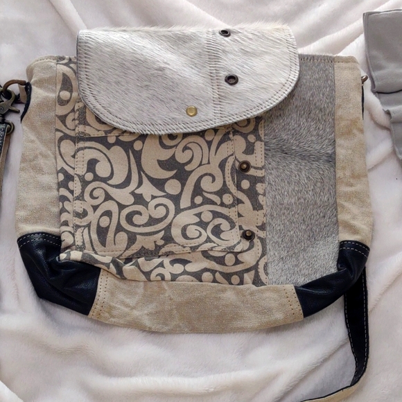 Myra bag tan and grey - Picture 1 of 4